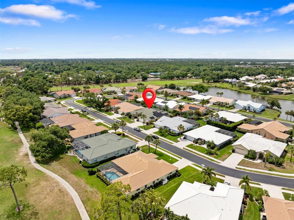 1543 WATERFORD DR — photo 43