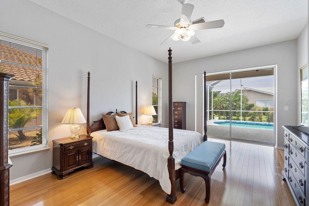 1543 WATERFORD DR — photo 22