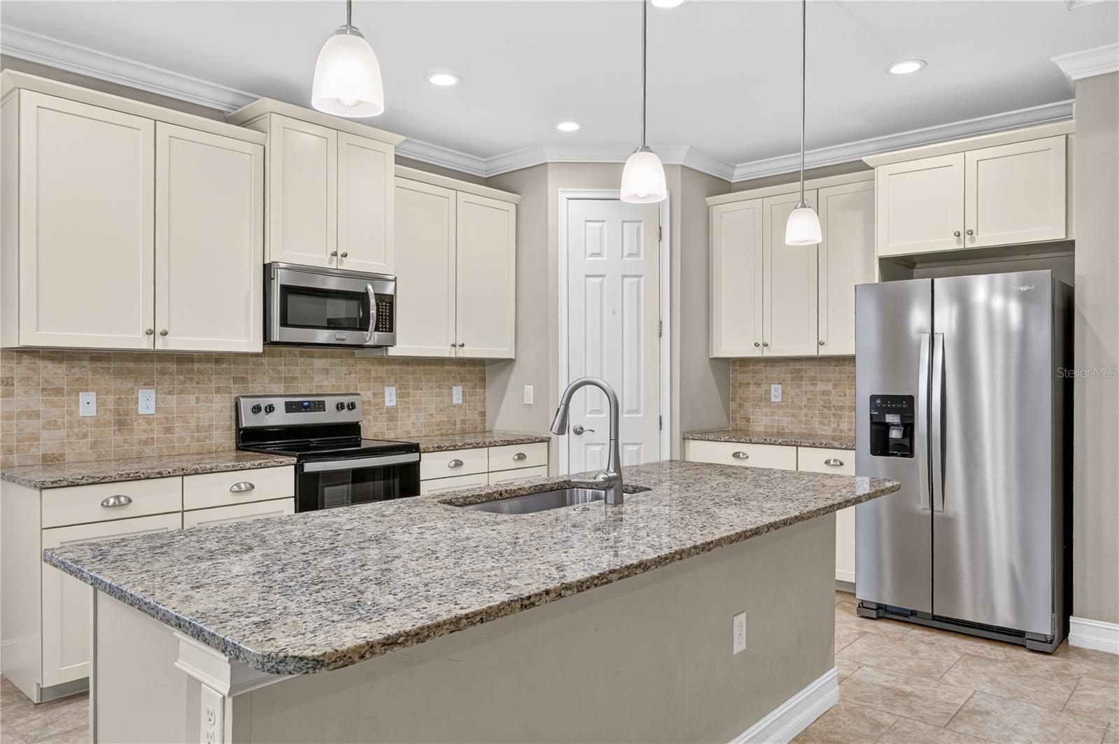 120 VENTOSA PL — photo 5