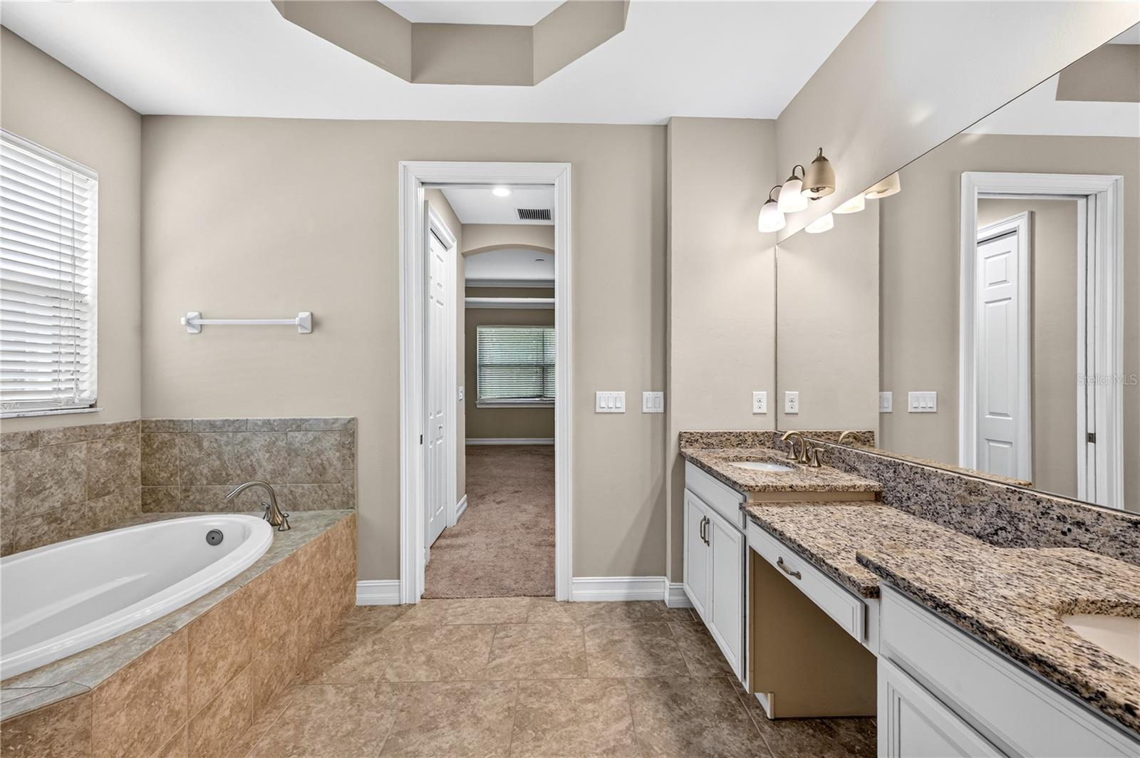 120 VENTOSA PL — photo 21
