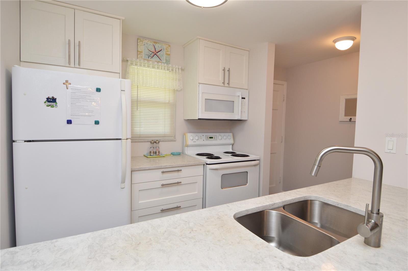 12760 INDIAN ROCKS RD #605 — photo 5