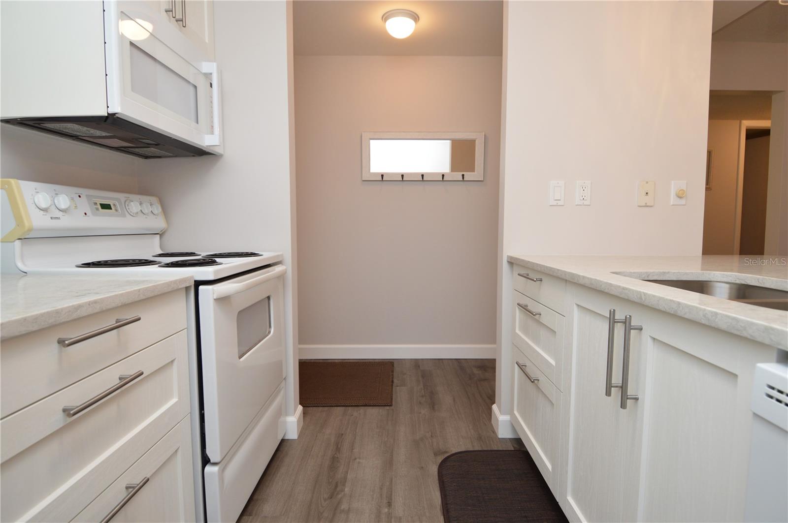 12760 INDIAN ROCKS RD #605 — photo 10