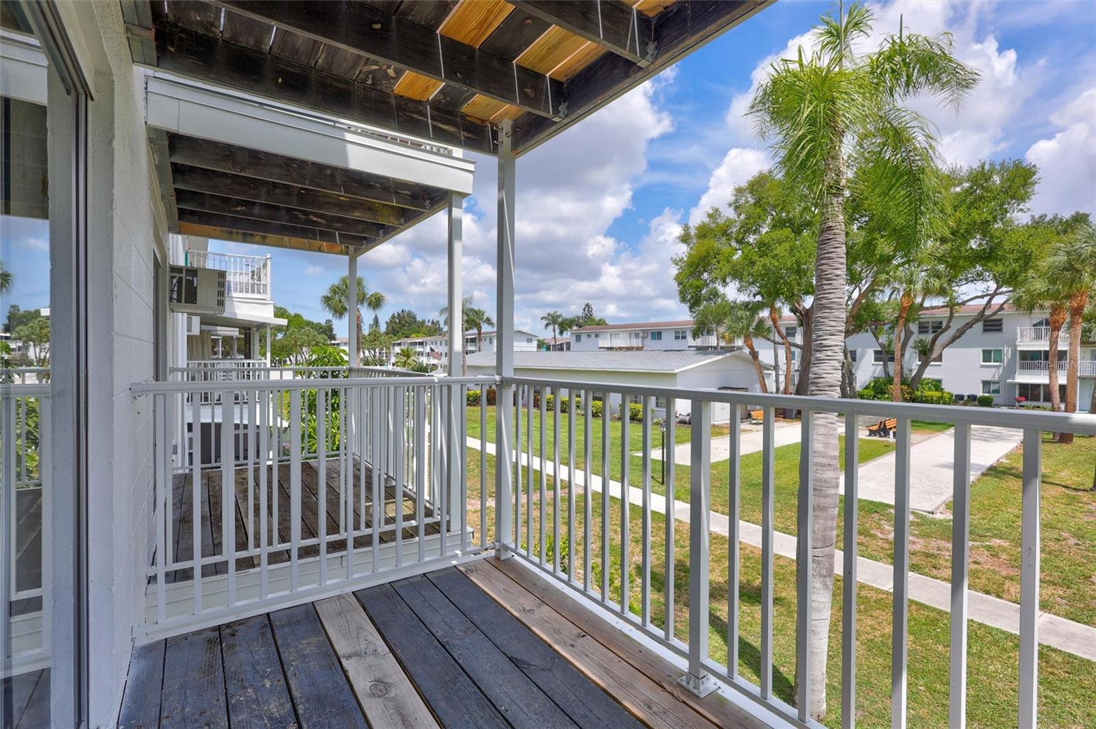2217 SUNSET DR #E27 — photo 16