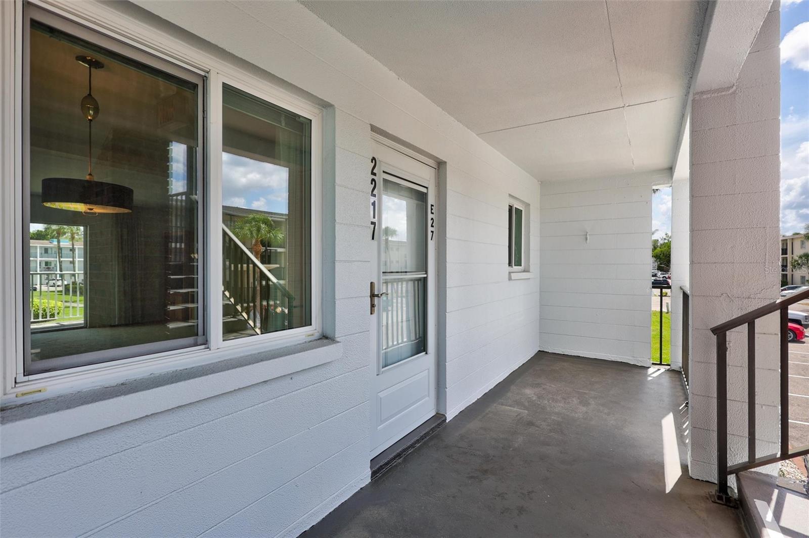 2217 SUNSET DR #E27 — photo 4