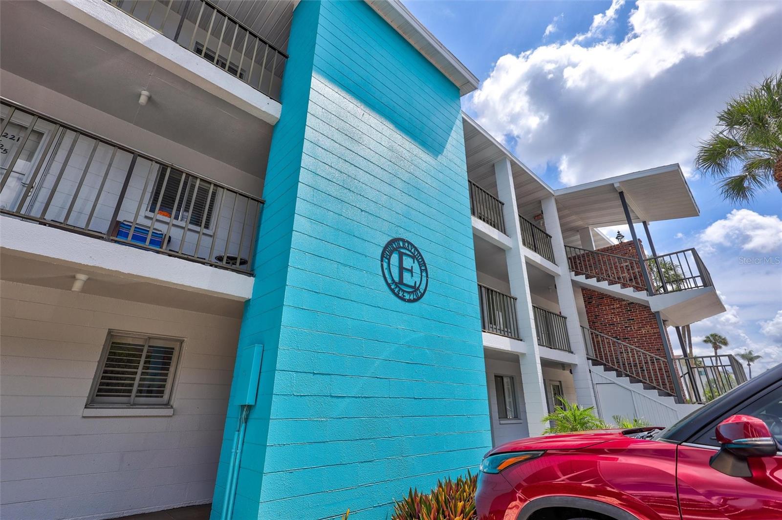 2217 SUNSET DR #E27 — photo 3
