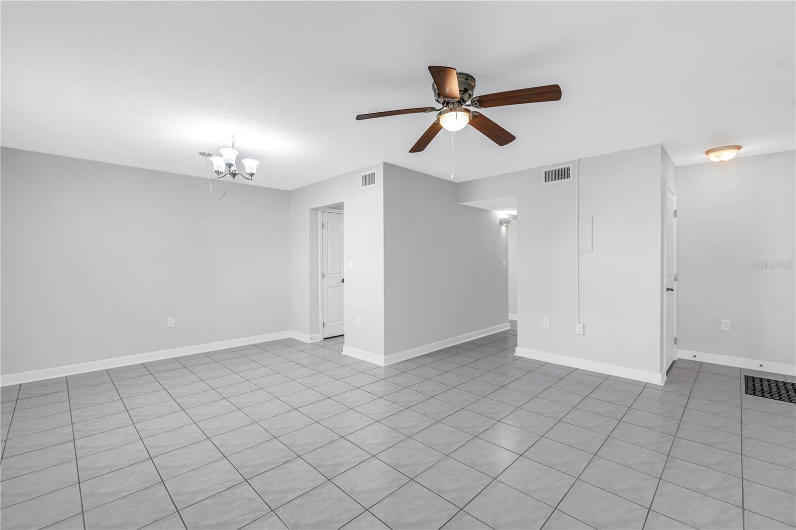 6960 SUNSET DR S #1A — photo 8