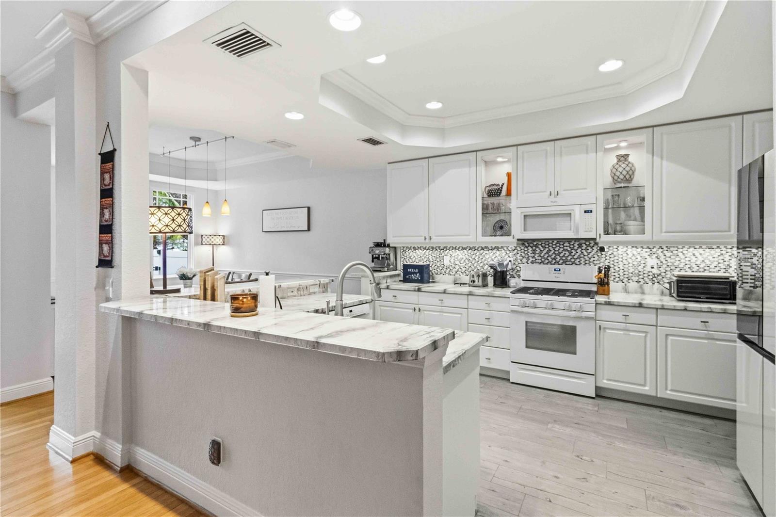 2869 BAYSHORE TRAILS DR — photo 17