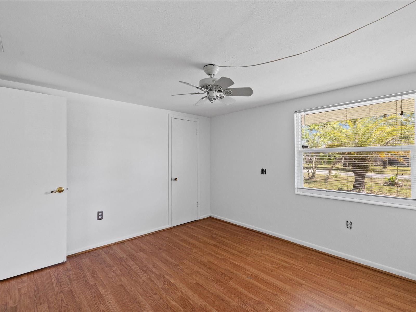 9931 GOLDEN LOOP — photo 14