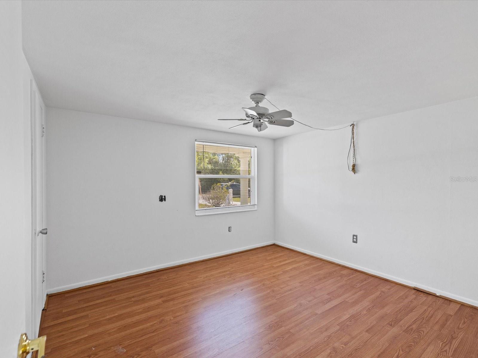 9931 GOLDEN LOOP — photo 13