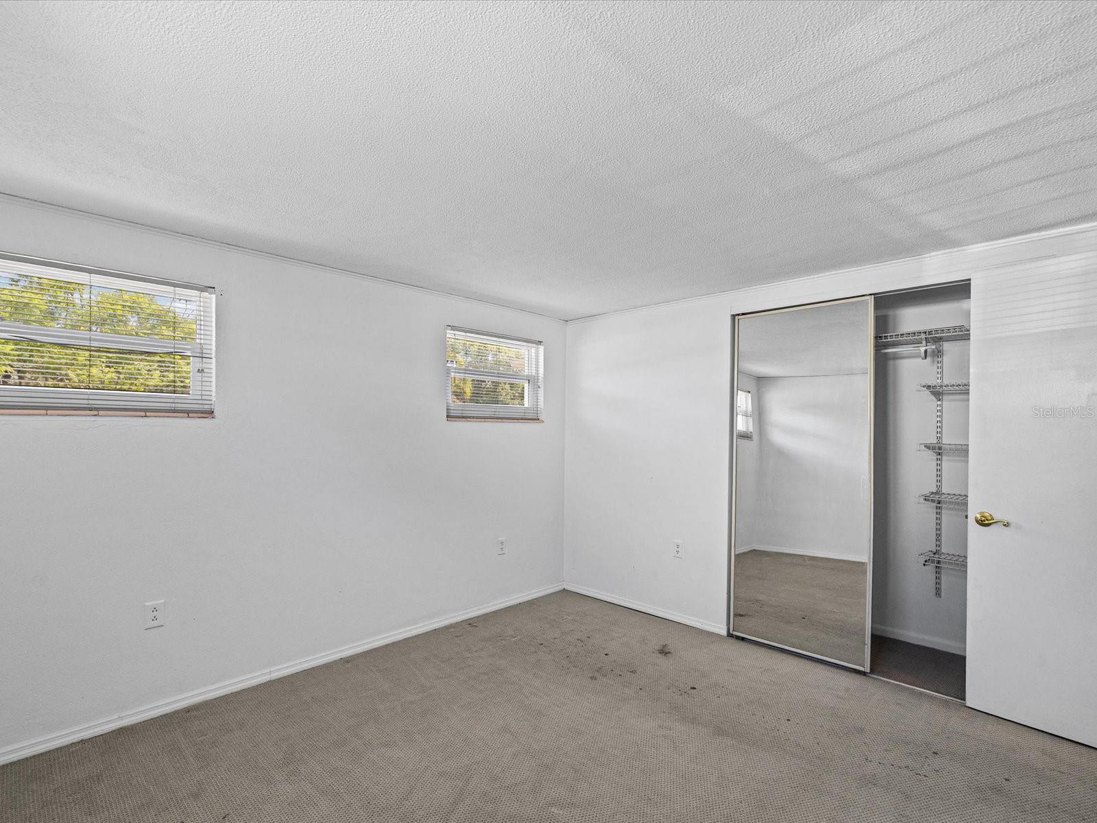 9931 GOLDEN LOOP — photo 16