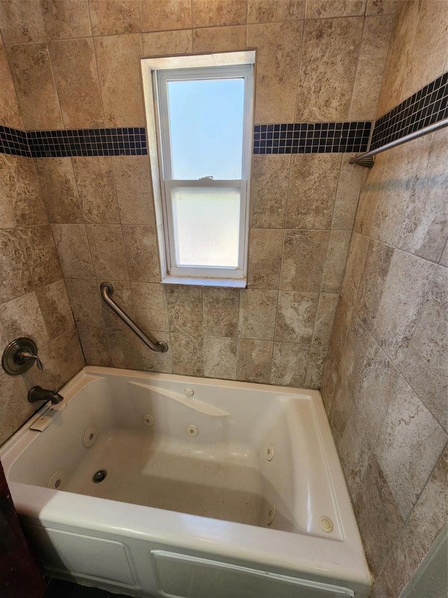 1608 EDNA AVE — photo 13