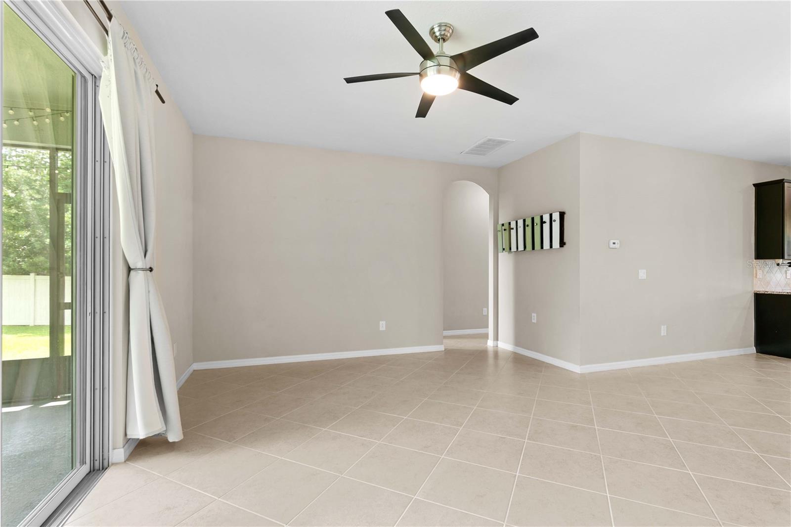 11412 LAKE LUCAYA DR — photo 33