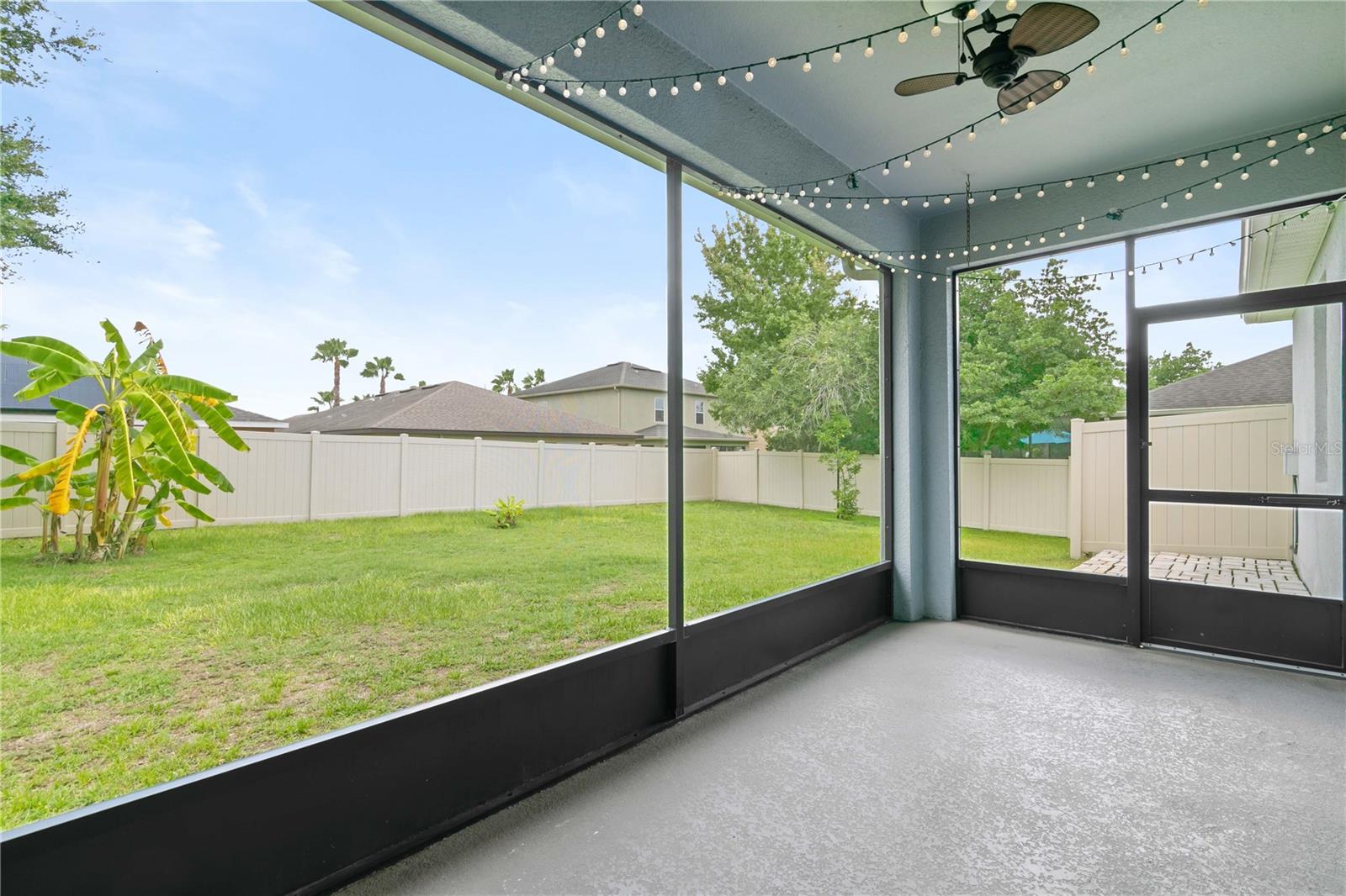 11412 LAKE LUCAYA DR — photo 51