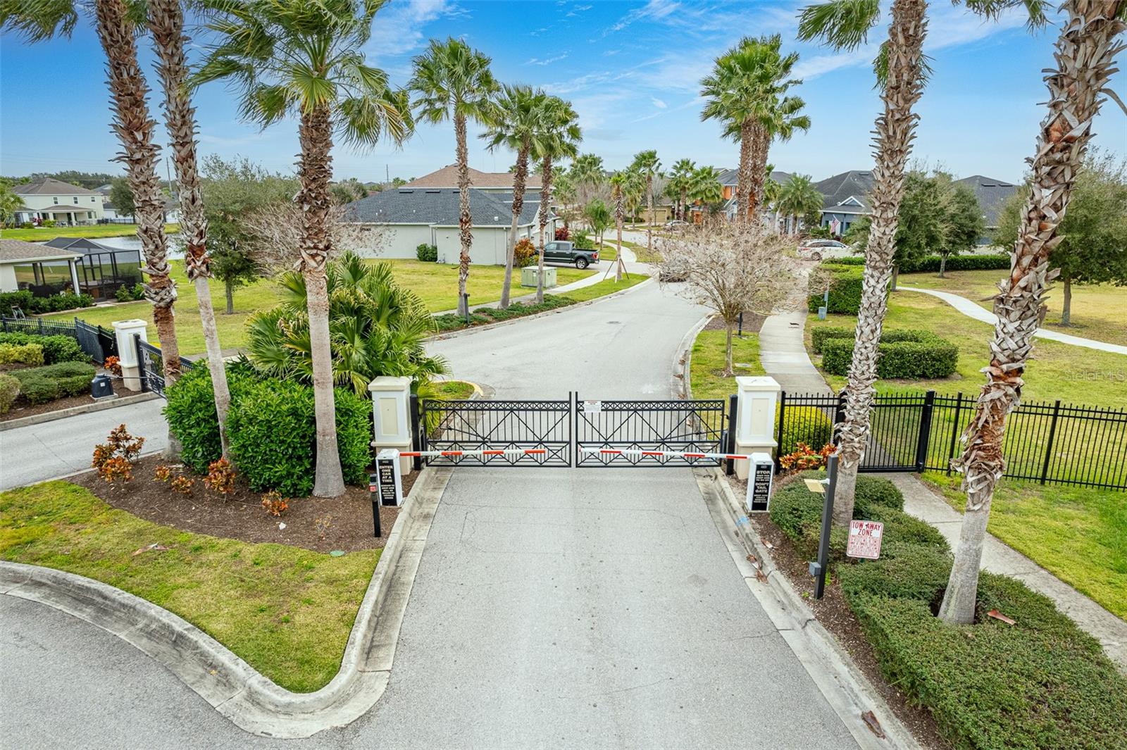 11412 LAKE LUCAYA DR — photo 59