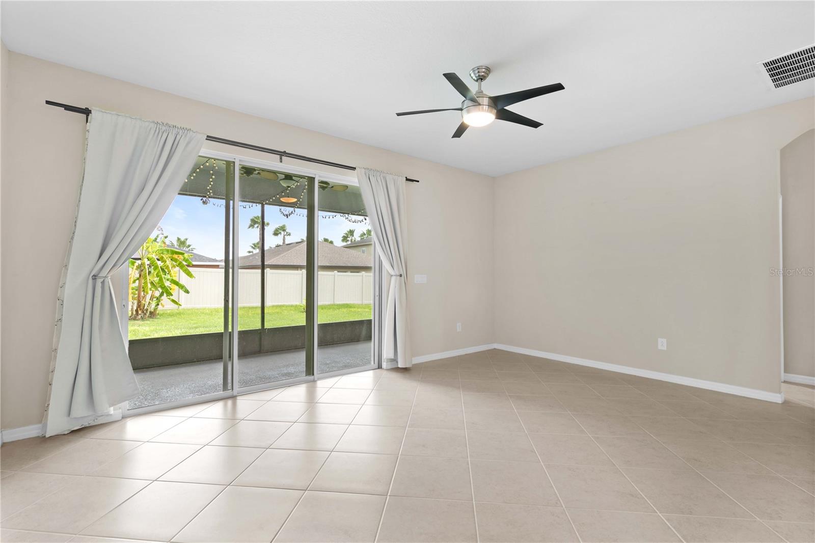 11412 LAKE LUCAYA DR — photo 34