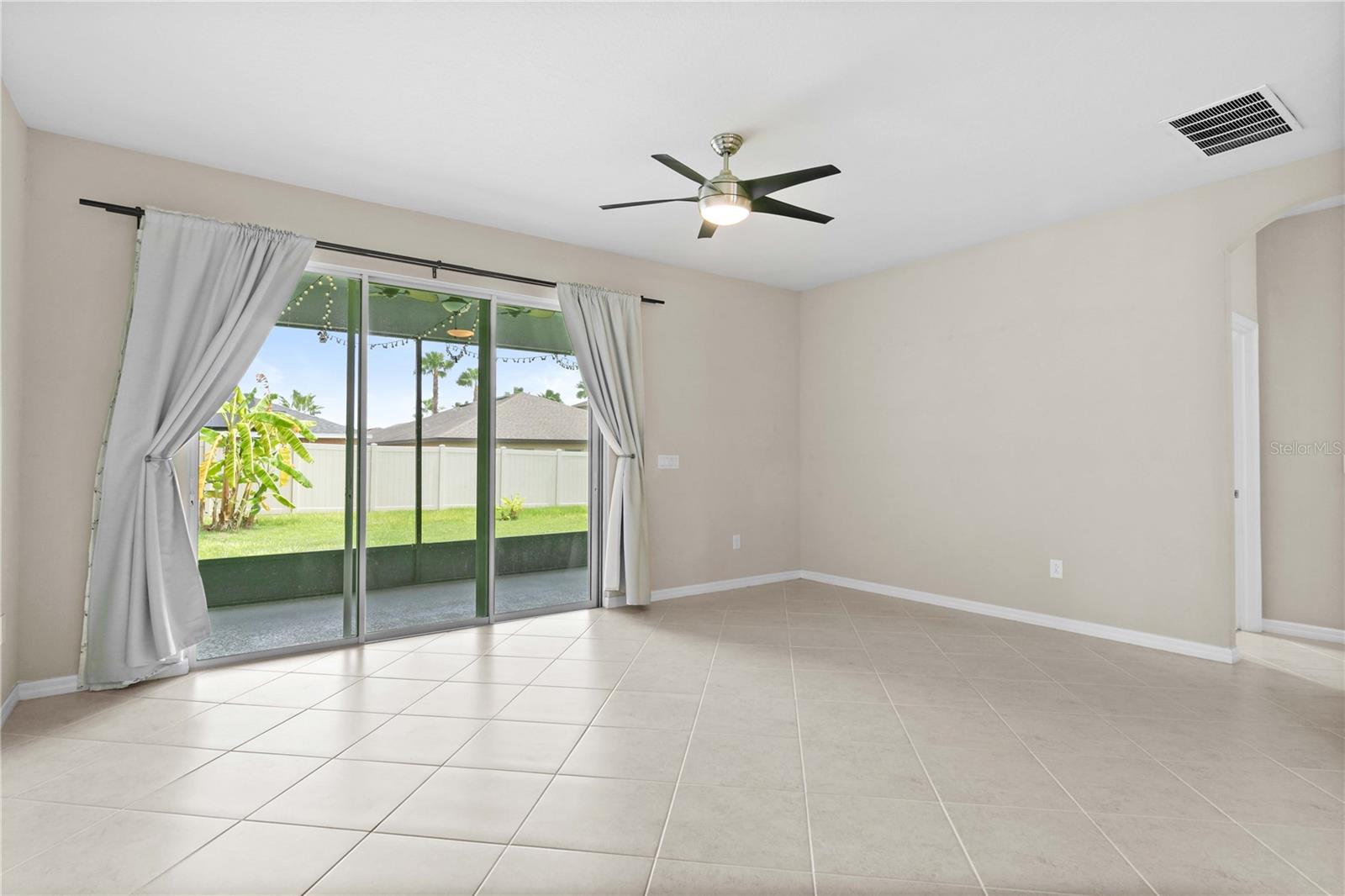 11412 LAKE LUCAYA DR — photo 30