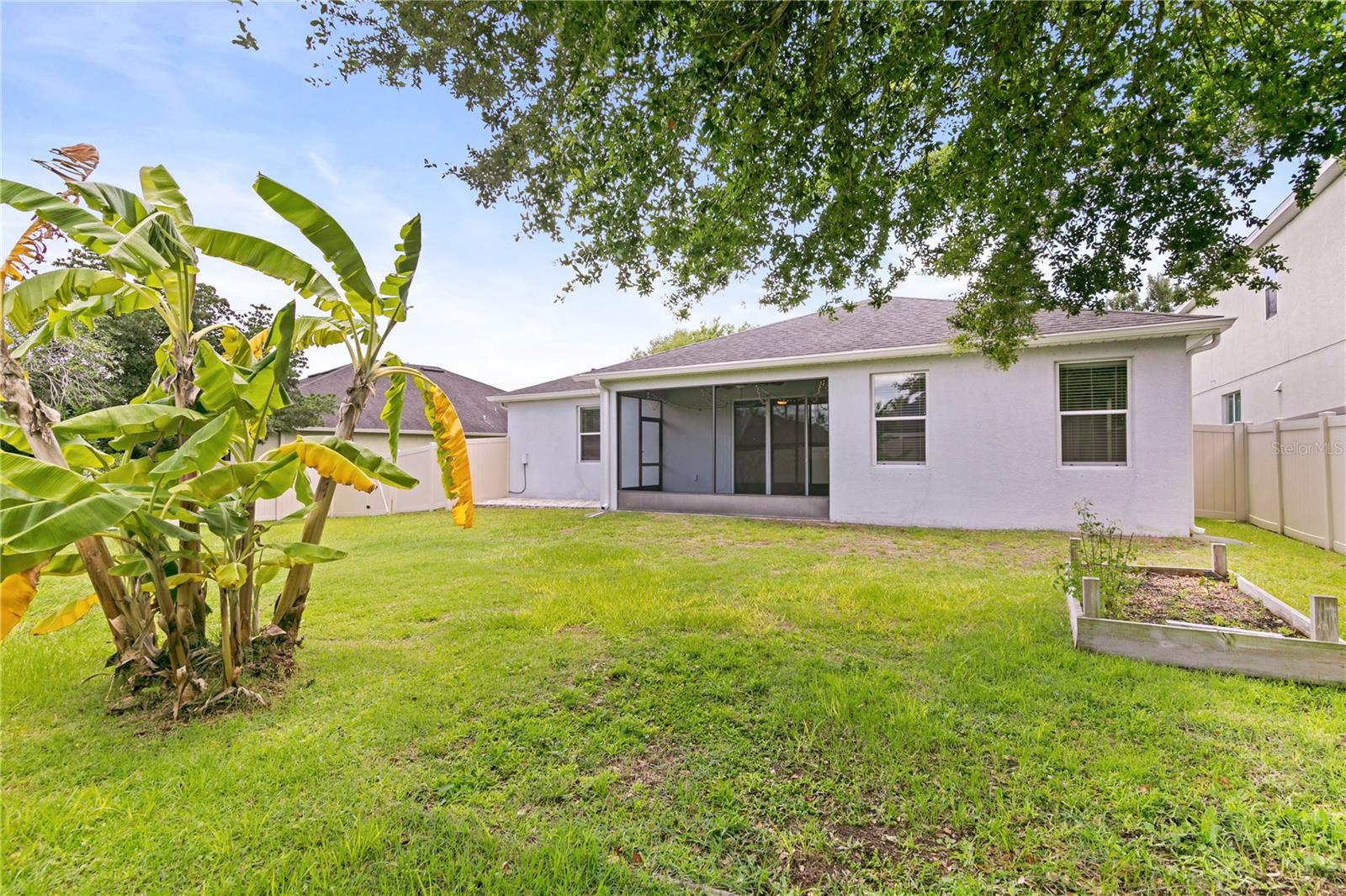 11412 LAKE LUCAYA DR — photo 55