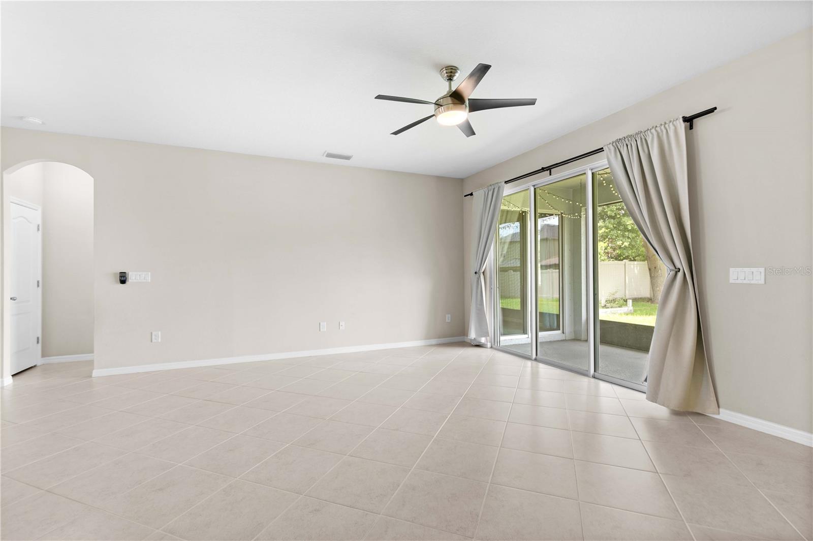 11412 LAKE LUCAYA DR — photo 32