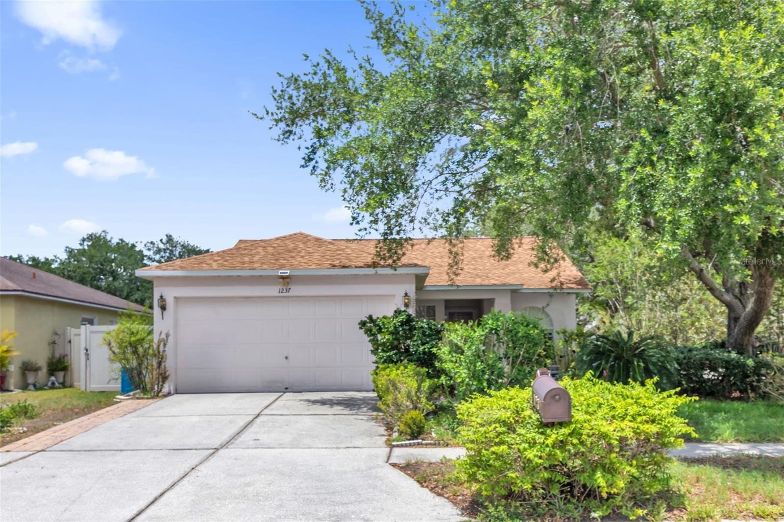 1237 FRANFORD DR — photo 28