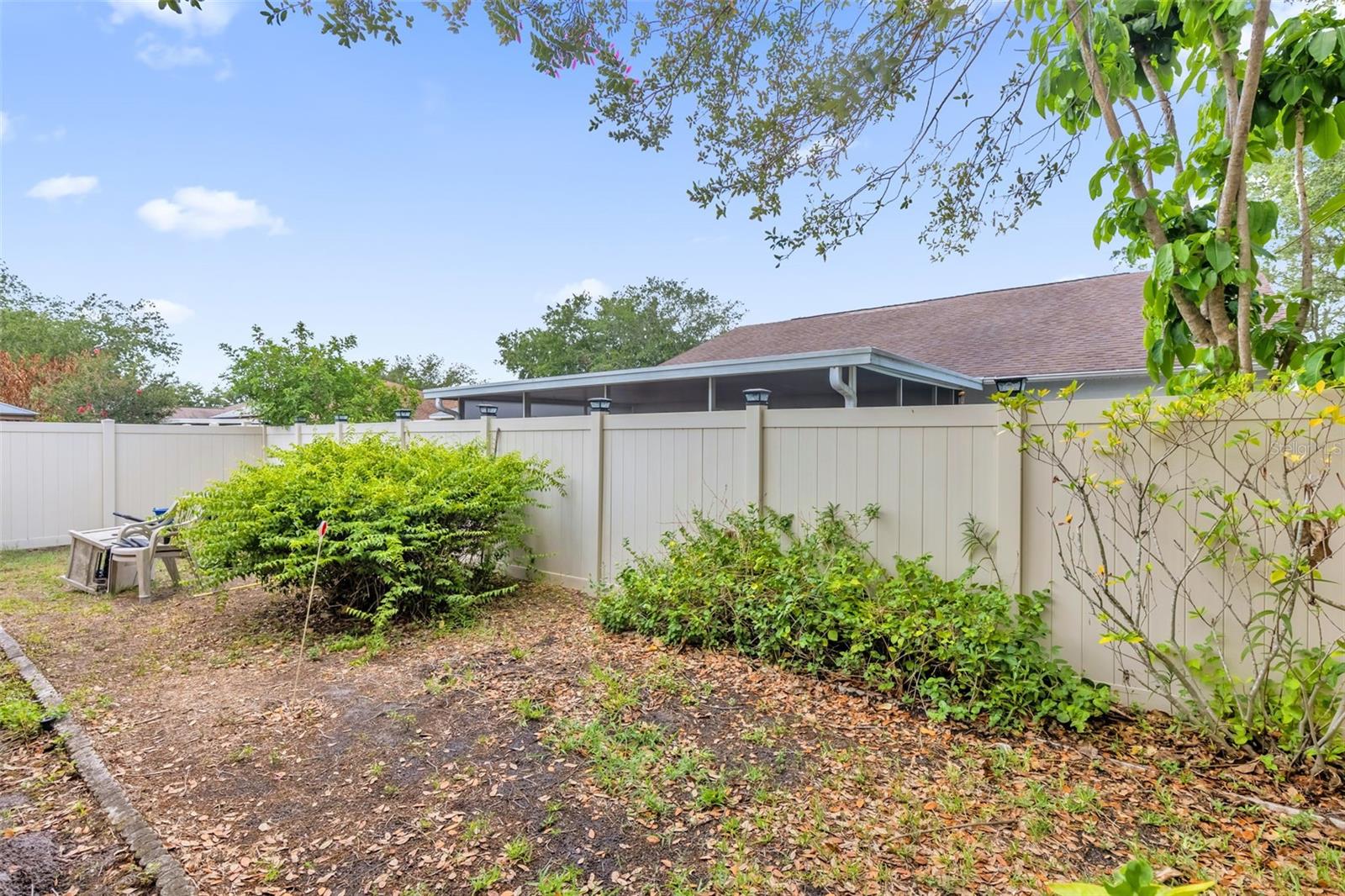1237 FRANFORD DR — photo 18