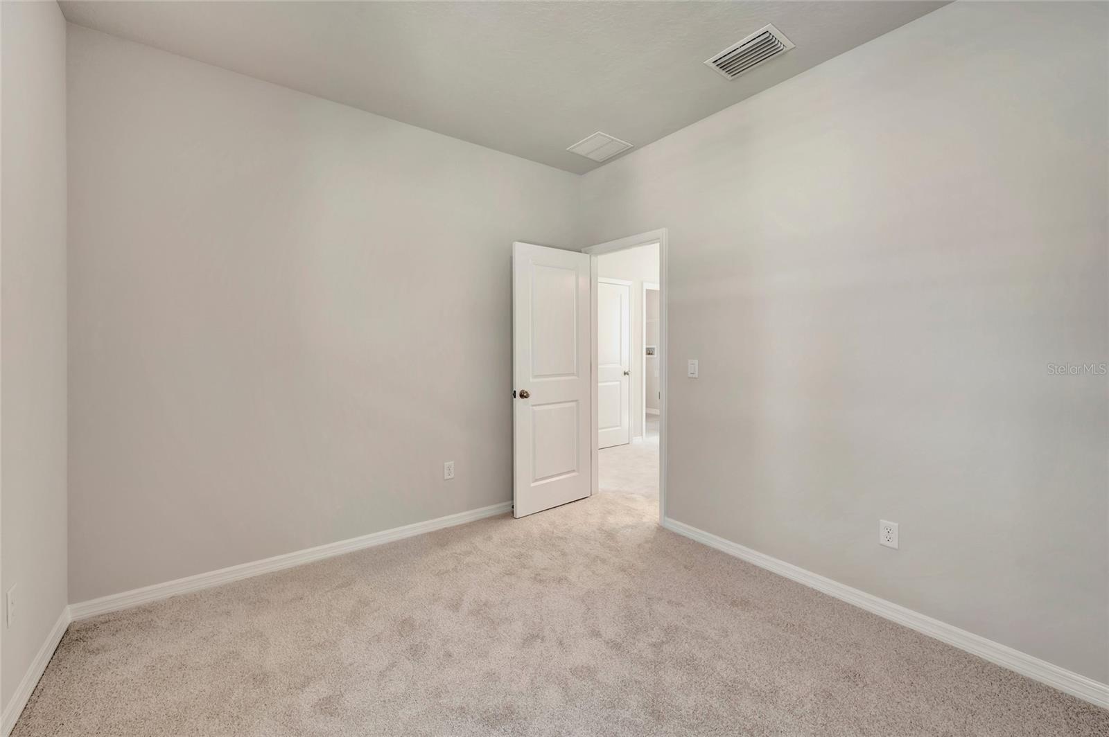 2831 CRIMSON CAP ST — photo 21