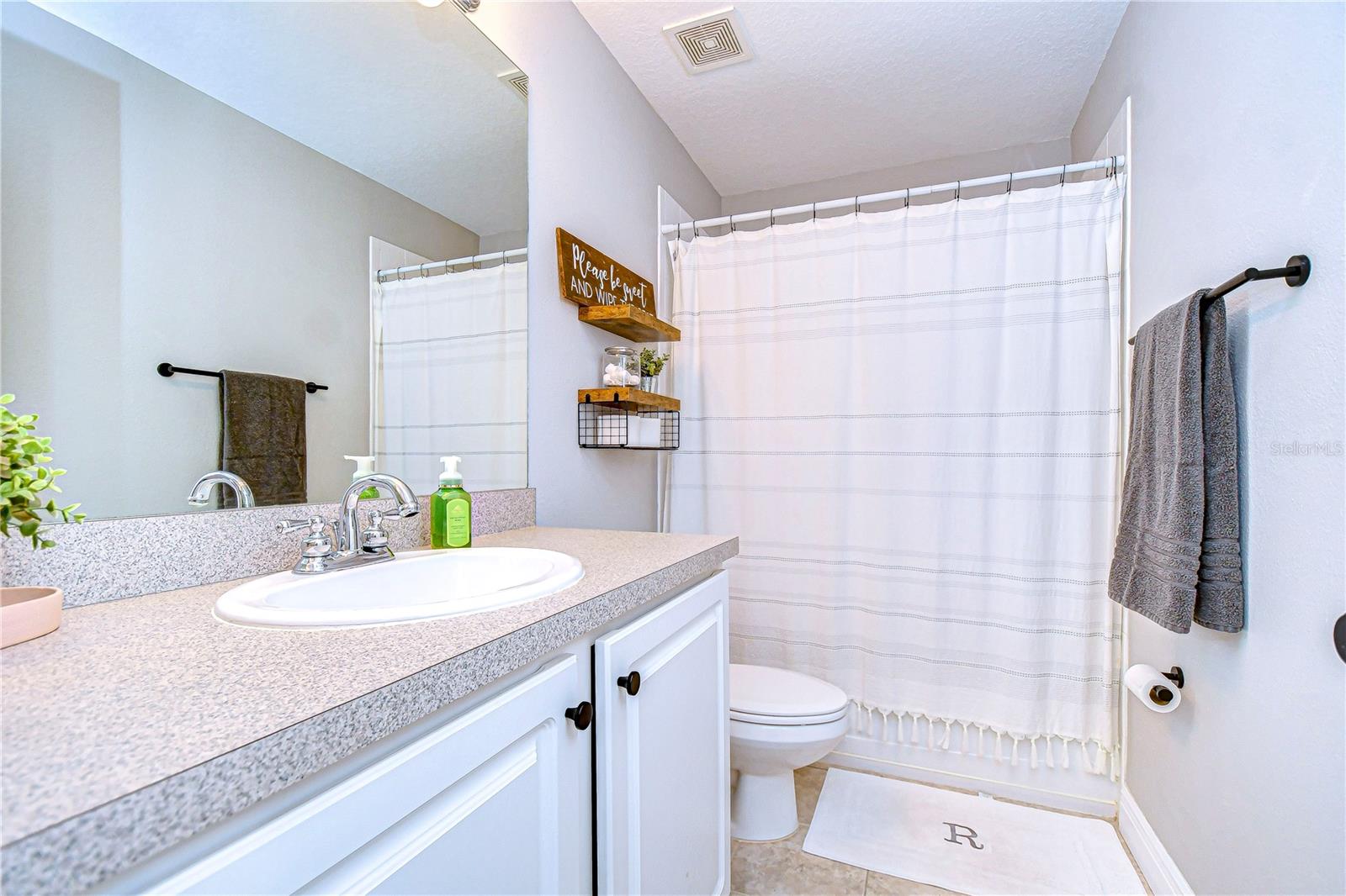 208 ELM VIEW CT — photo 24