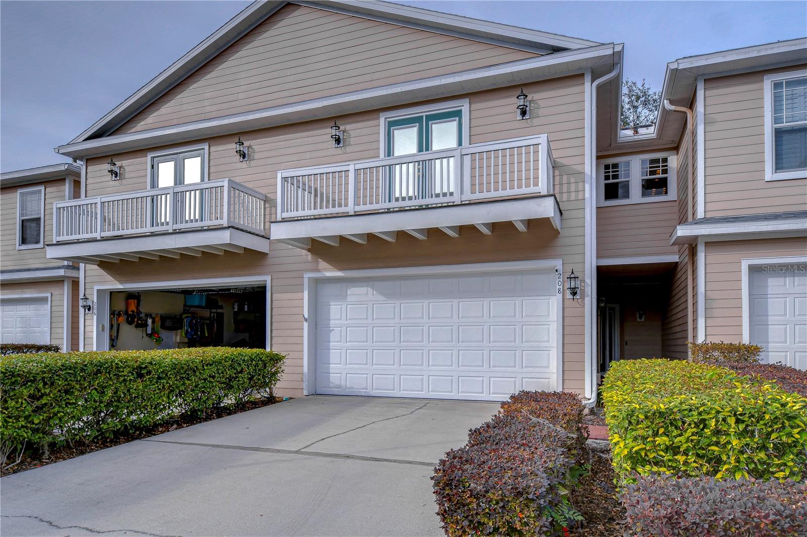 208 ELM VIEW CT — photo 28