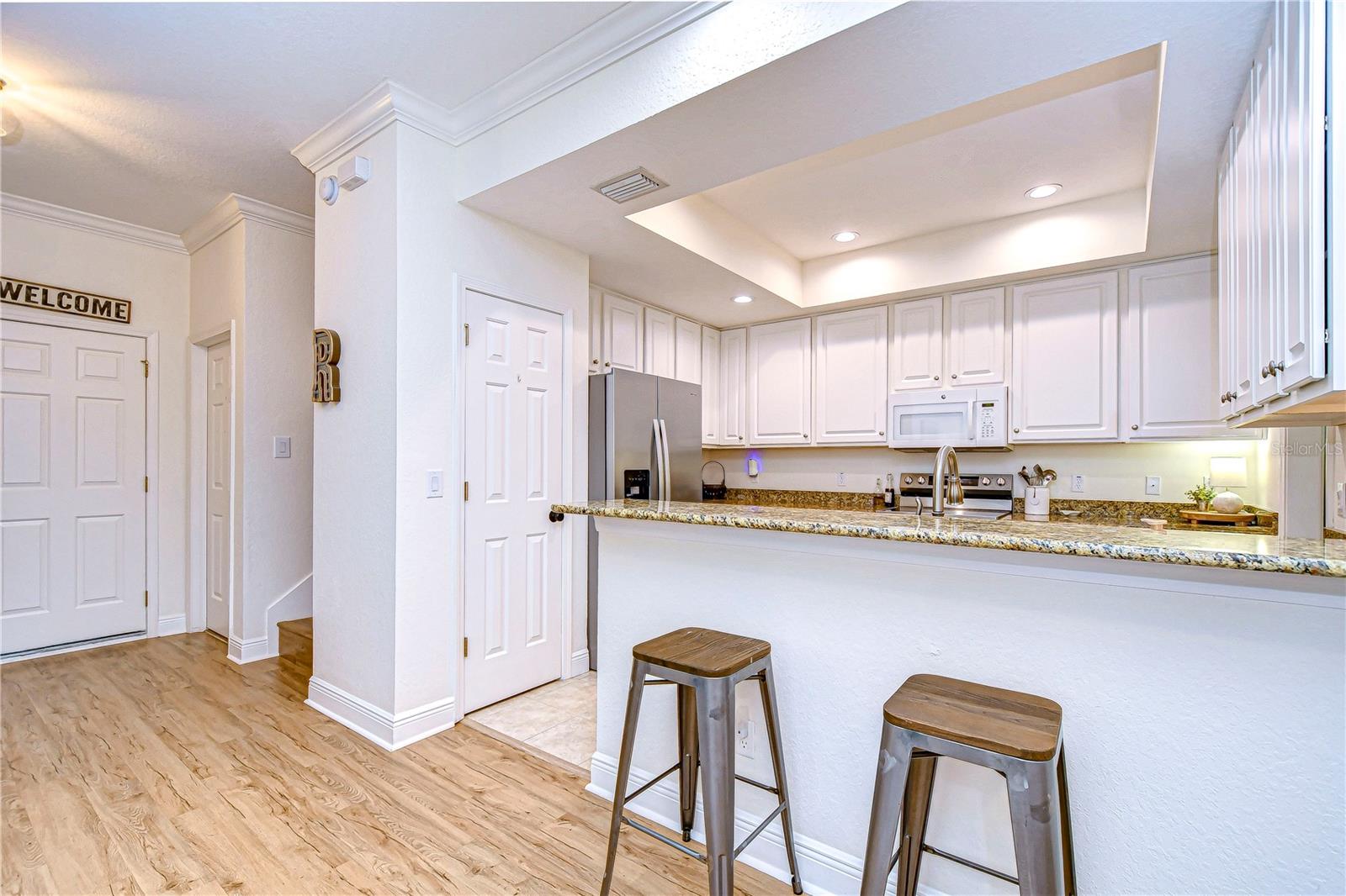 208 ELM VIEW CT — photo 13