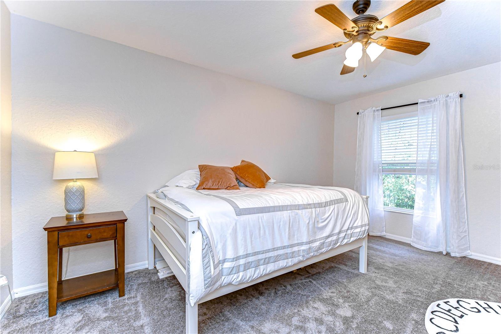 208 ELM VIEW CT — photo 22