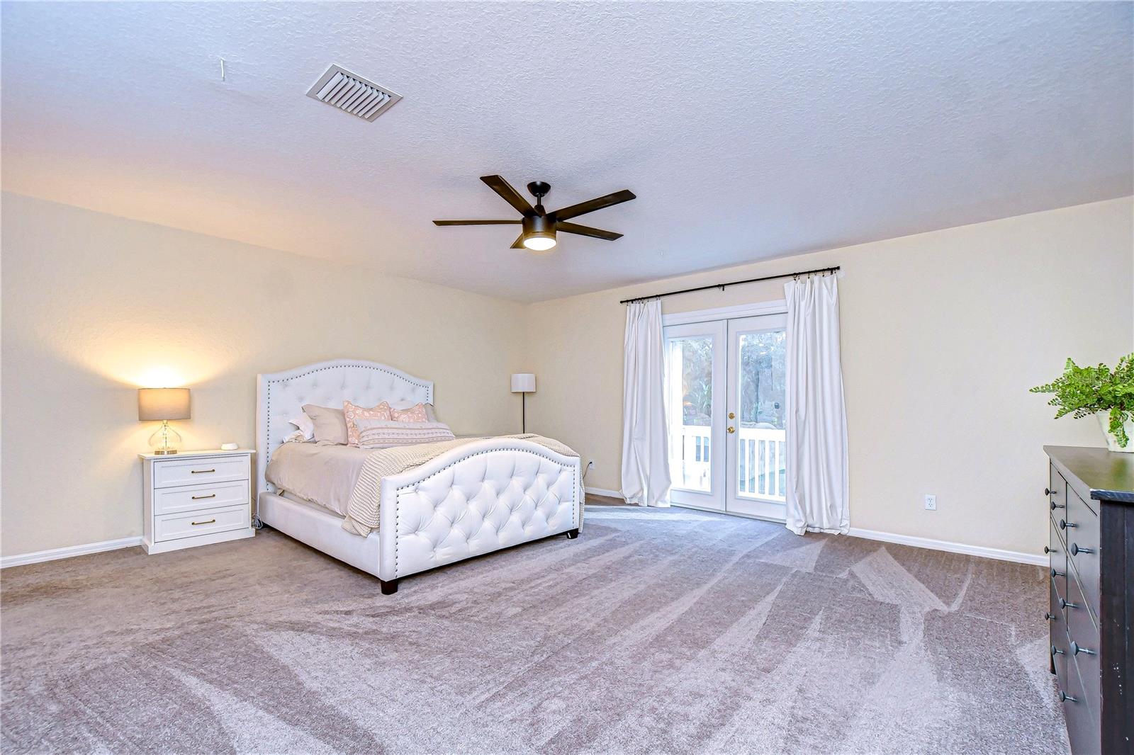 208 ELM VIEW CT — photo 16