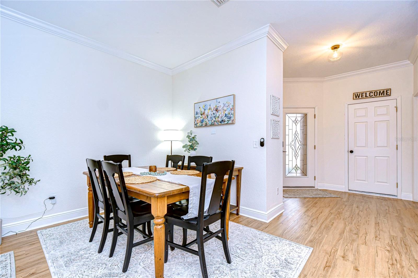 208 ELM VIEW CT — photo 5