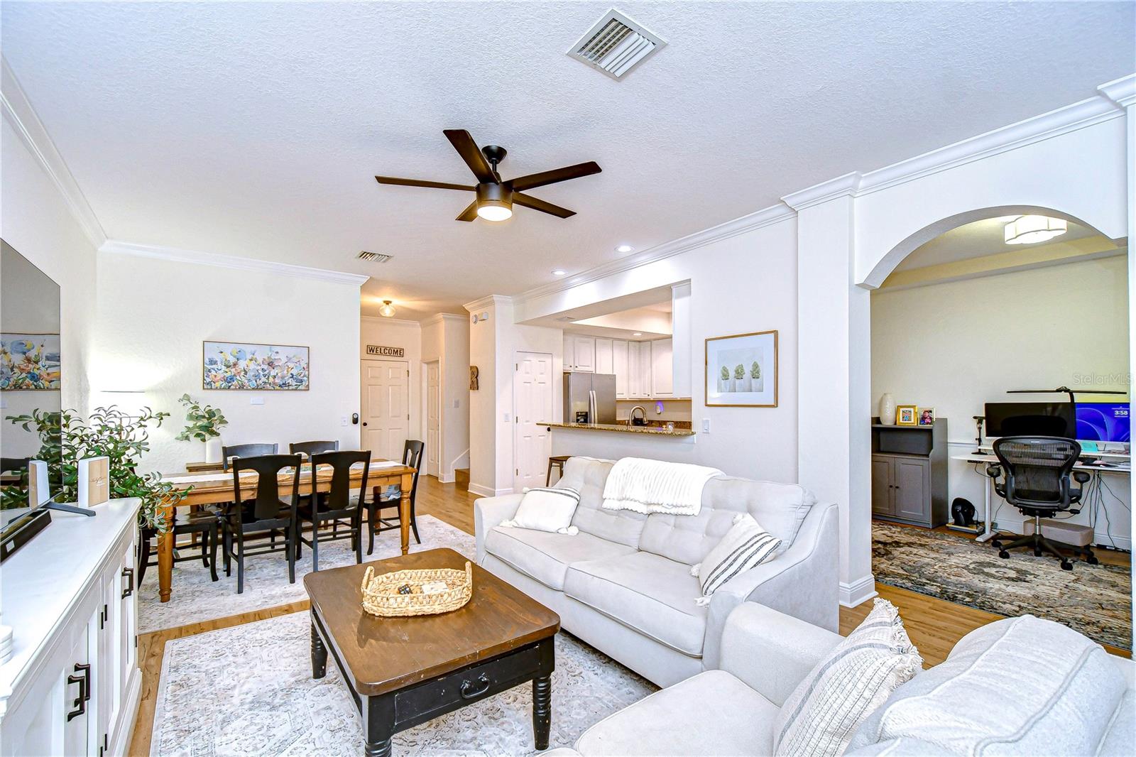 208 ELM VIEW CT — photo 7