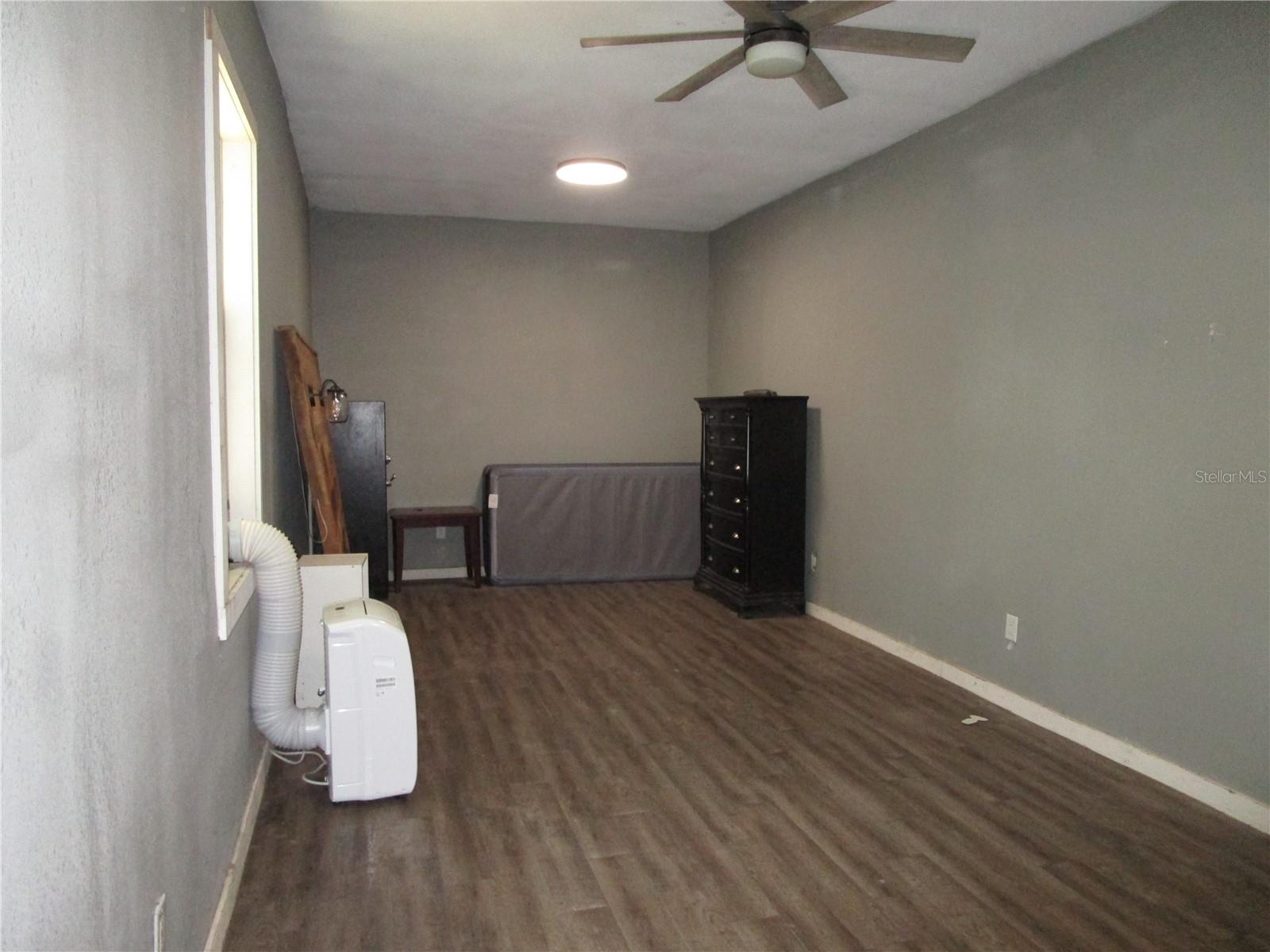 21108 DURDEN RD — photo 16