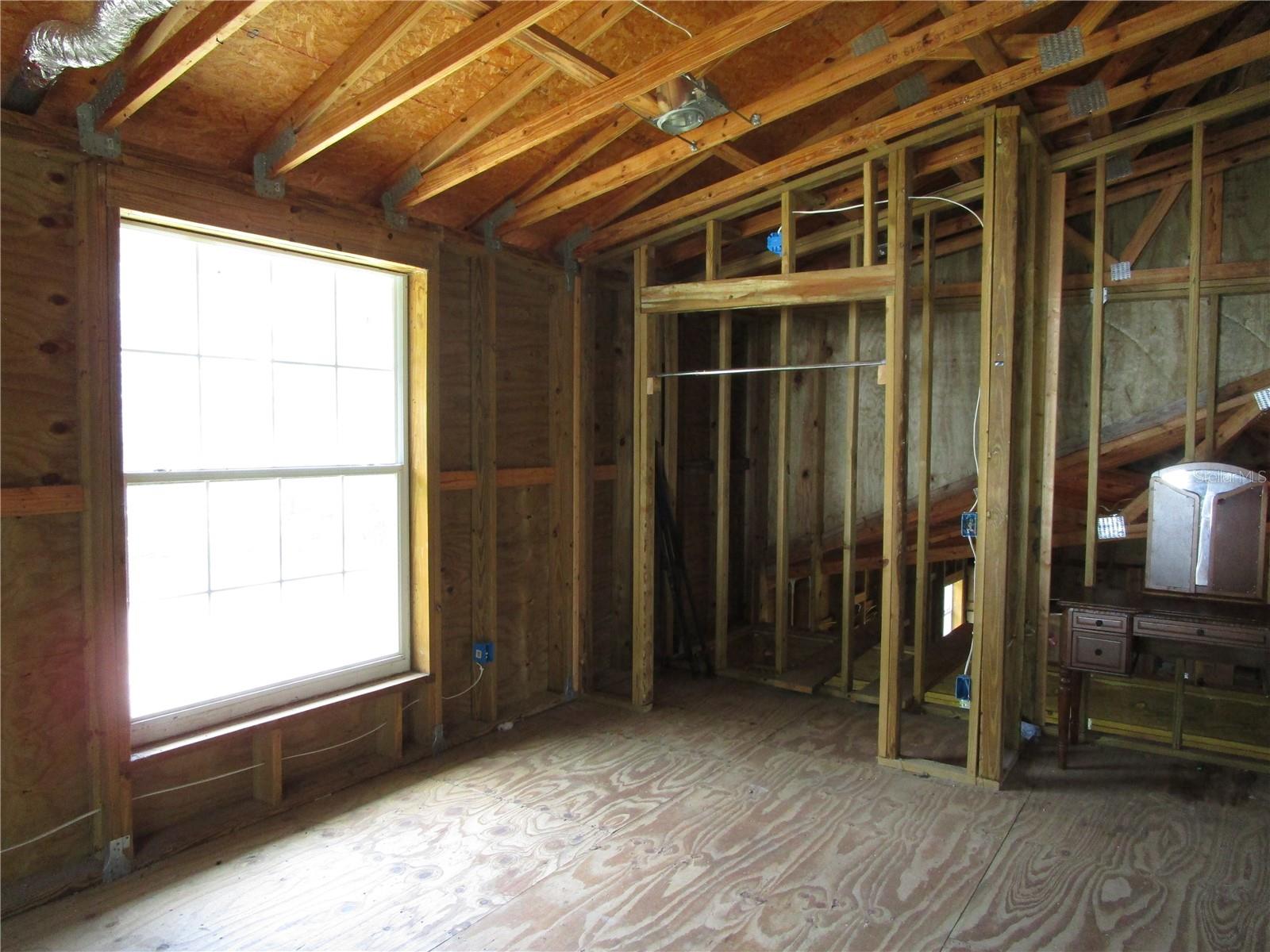 21108 DURDEN RD — photo 12