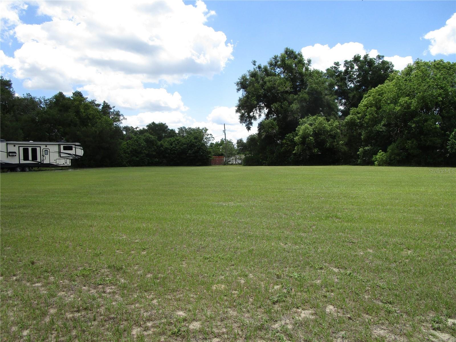 21108 DURDEN RD — photo 20