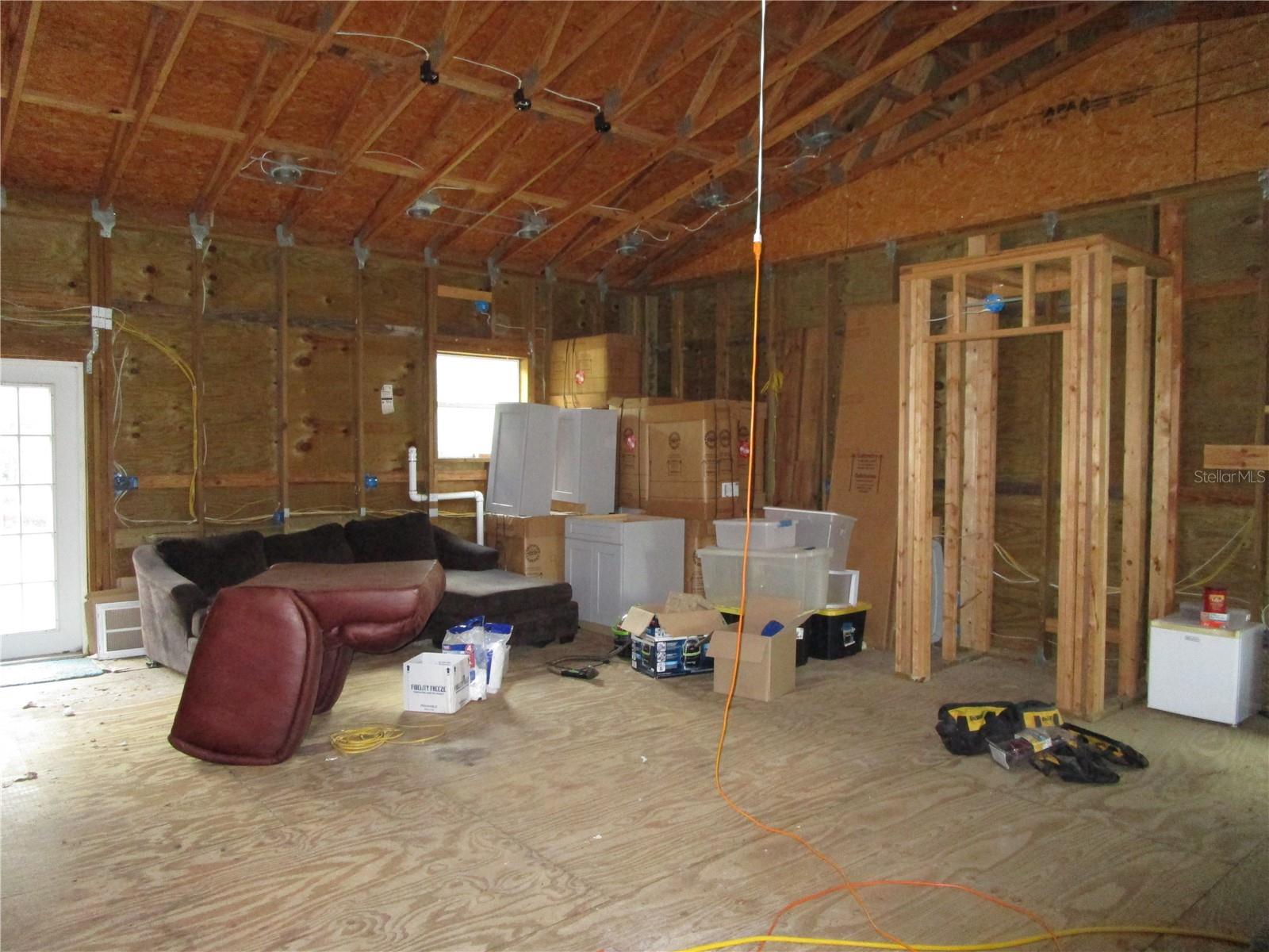21108 DURDEN RD — photo 4