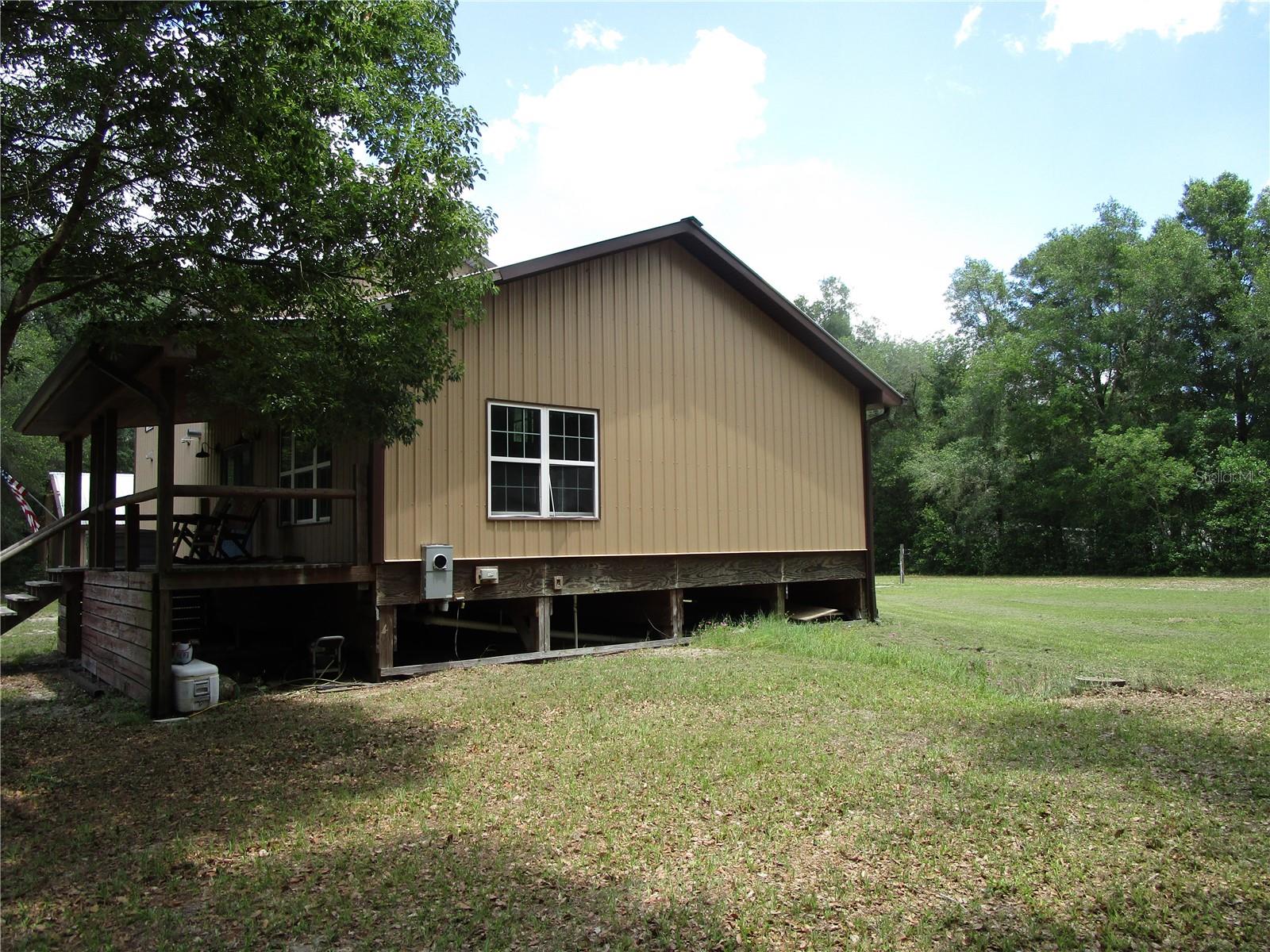 21108 DURDEN RD — photo 27