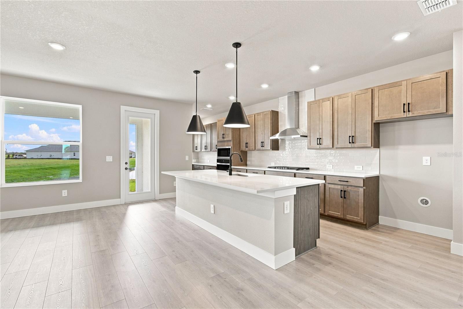7733 MARINA BAY CV — photo 3