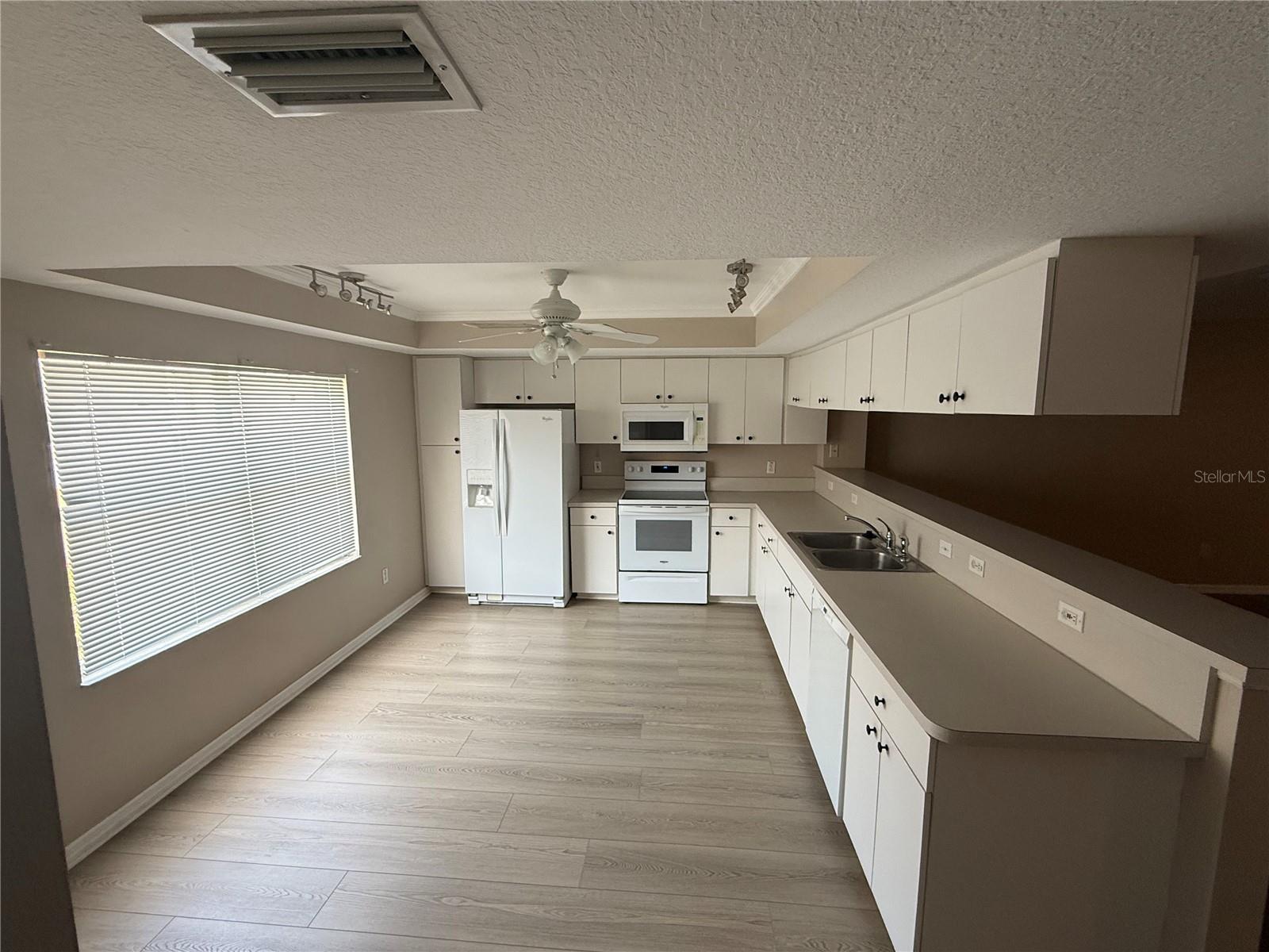 1117 PINELLAS BAYWAY S #303 — photo 10