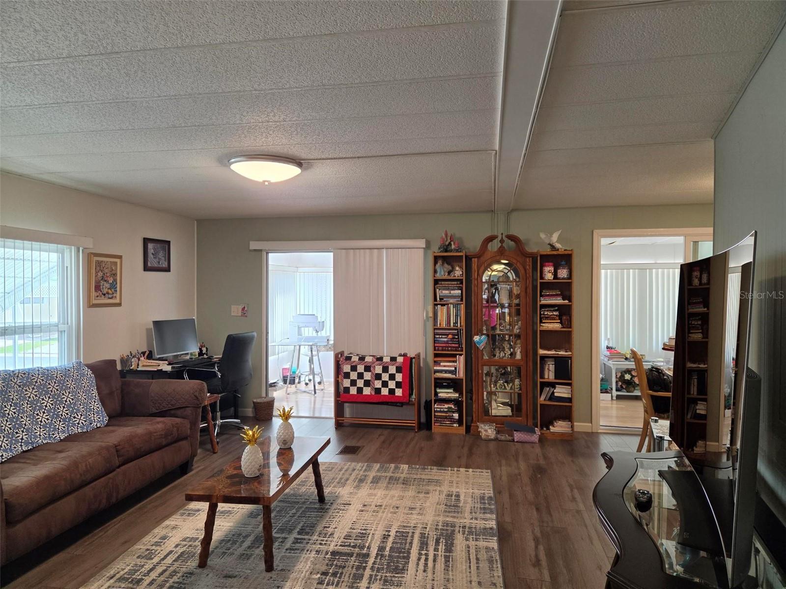 3221 SUMAC TER — photo 10