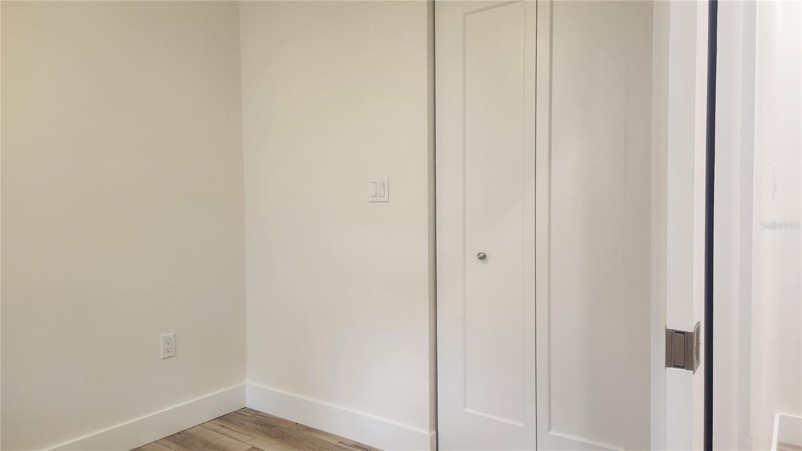 2117 5TH ST #Front House — photo 24