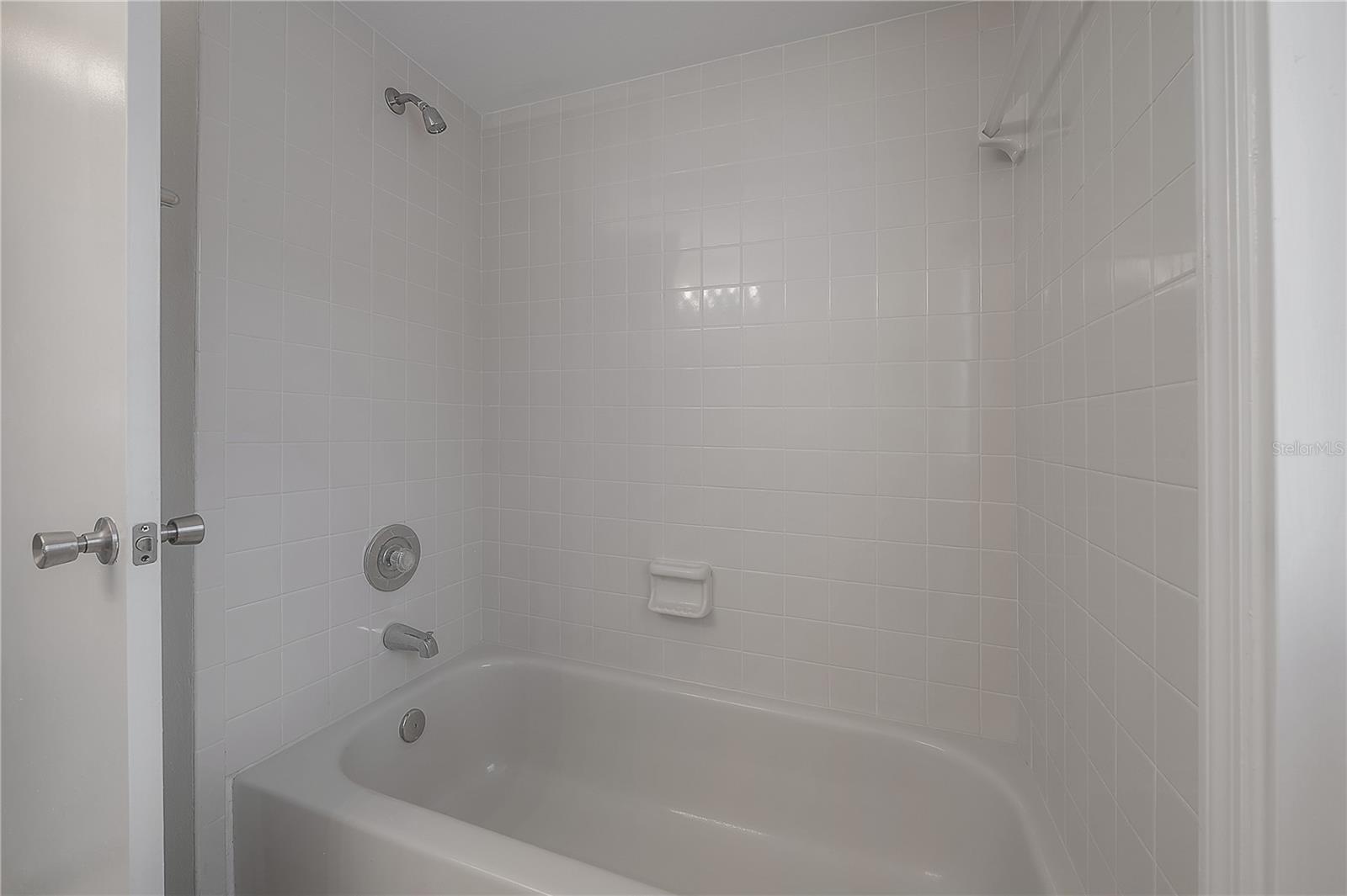 15121 HEATHRIDGE DR — photo 38