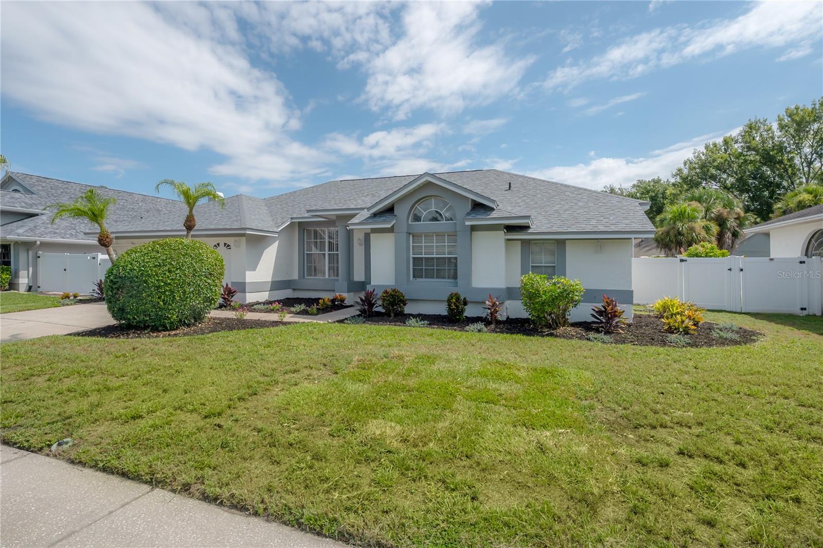 15121 HEATHRIDGE DR — photo 3