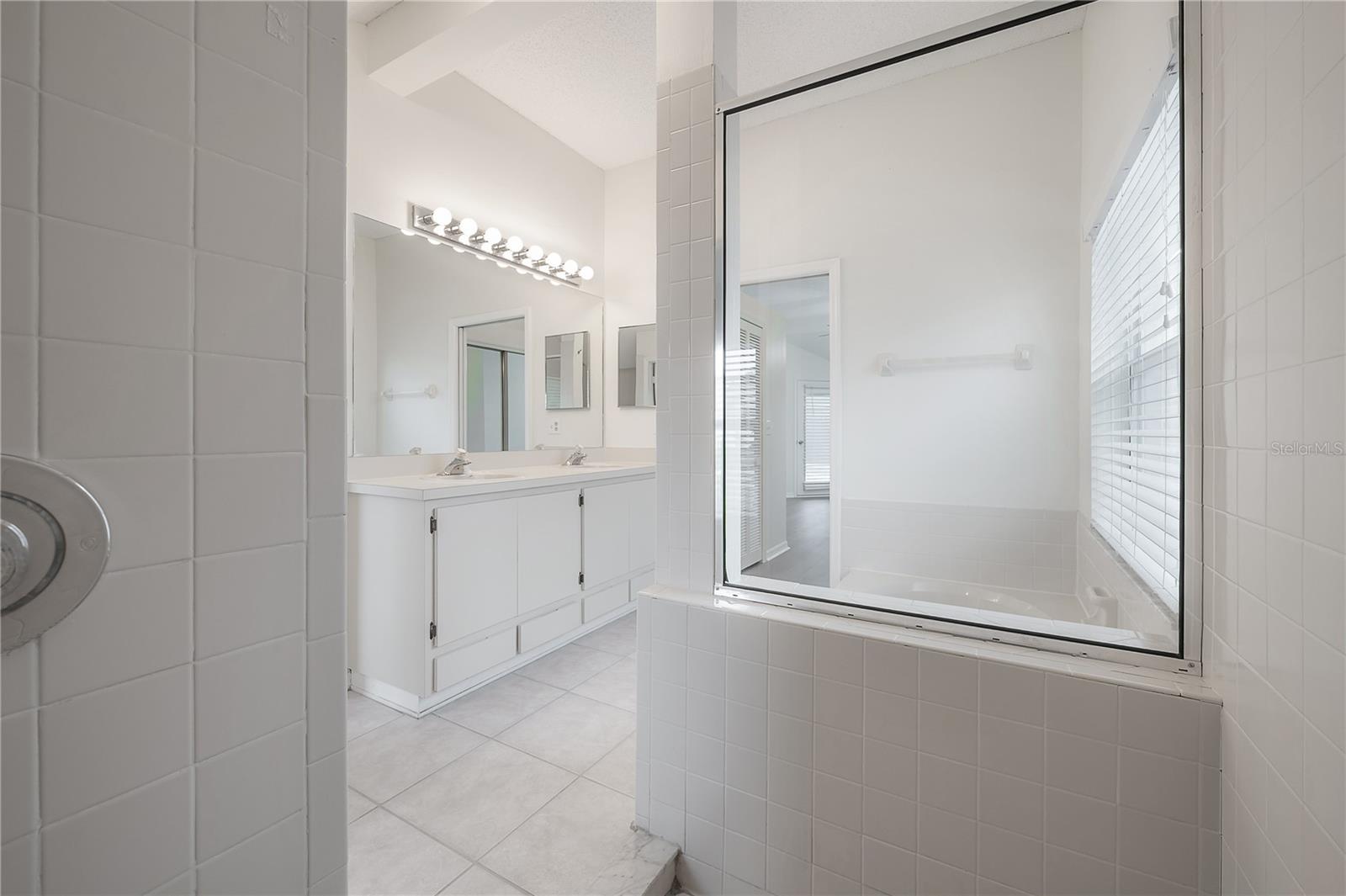 15121 HEATHRIDGE DR — photo 19
