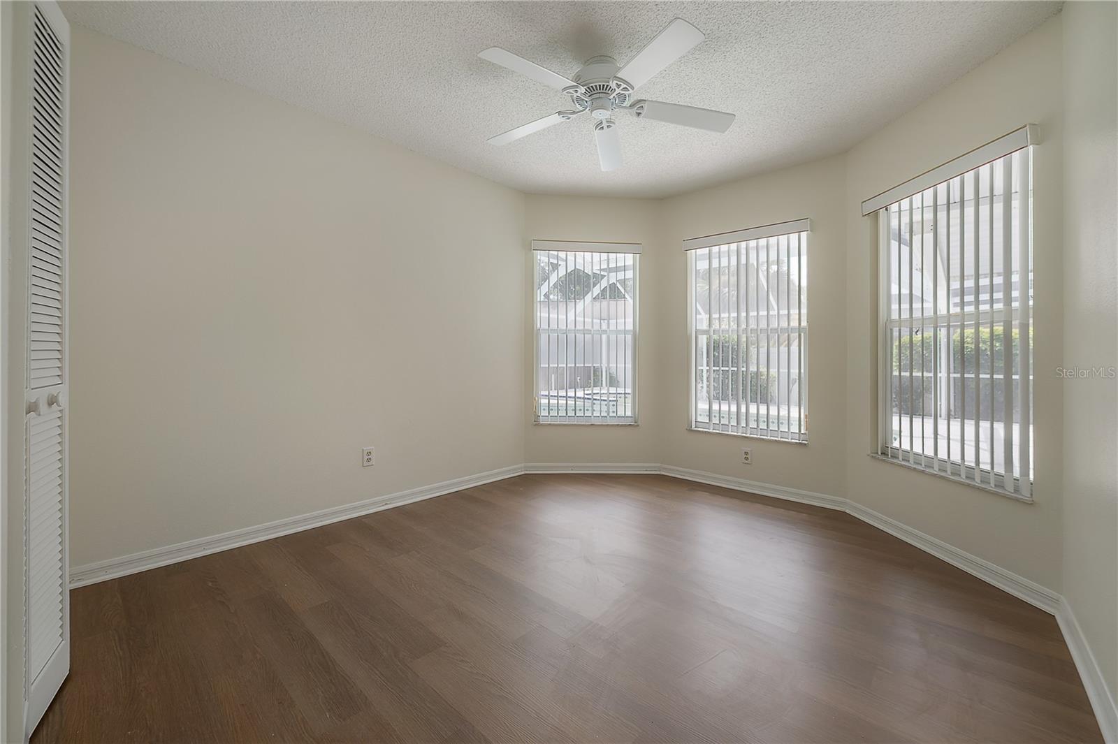 15121 HEATHRIDGE DR — photo 33