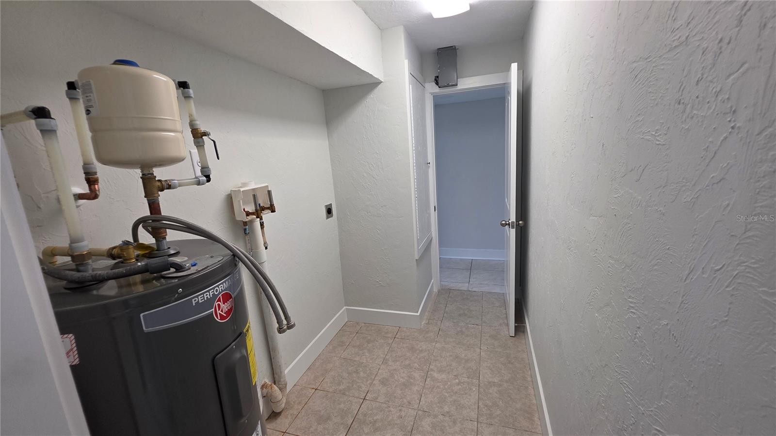 3167 IRVING ST — photo 11