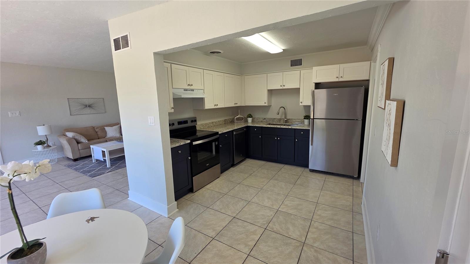 3167 IRVING ST — photo 4