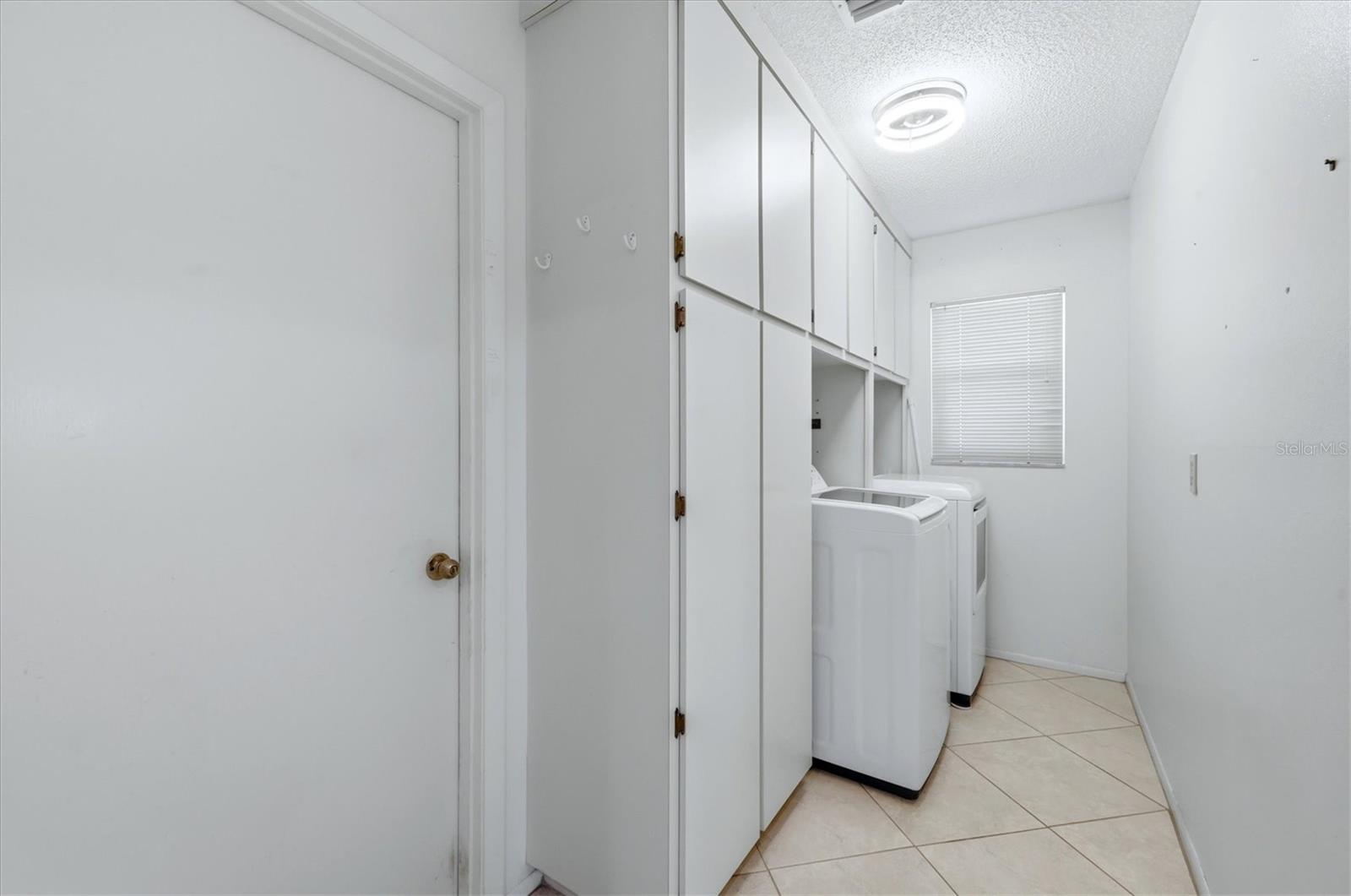 255 RIGEL RD — photo 38