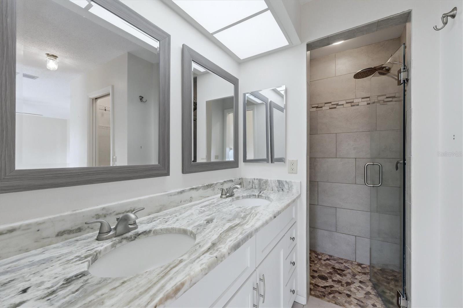 255 RIGEL RD — photo 30