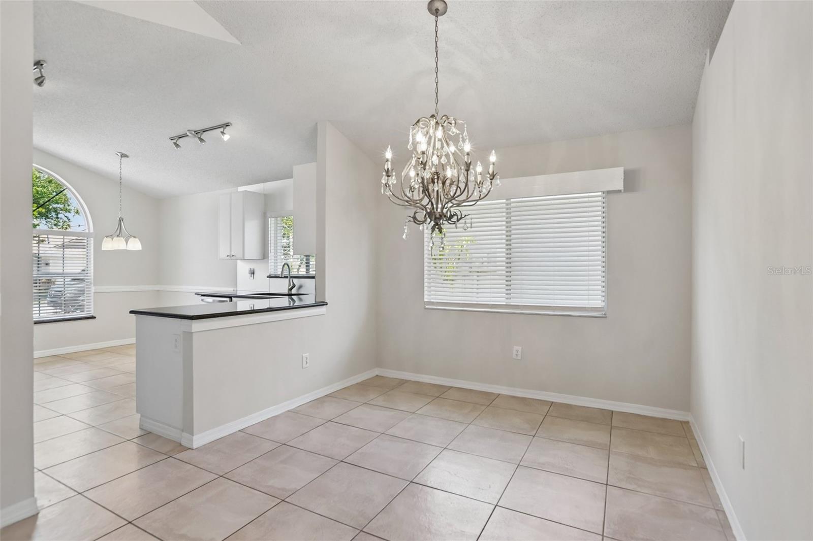 10216 CHARLESTON CORNER RD — photo 5